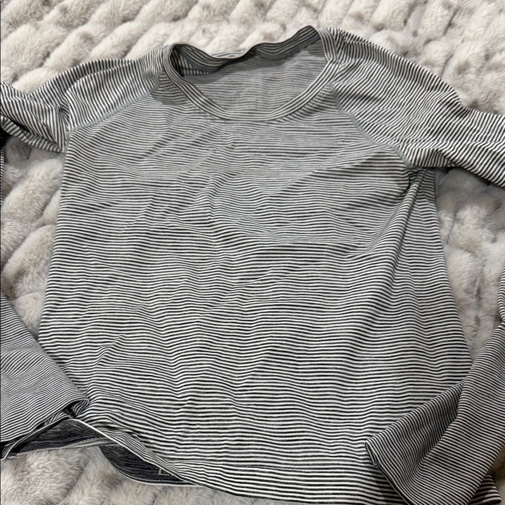Striped Long Sleeve Crewneck Top - EUC/GUC size 6 lululemon